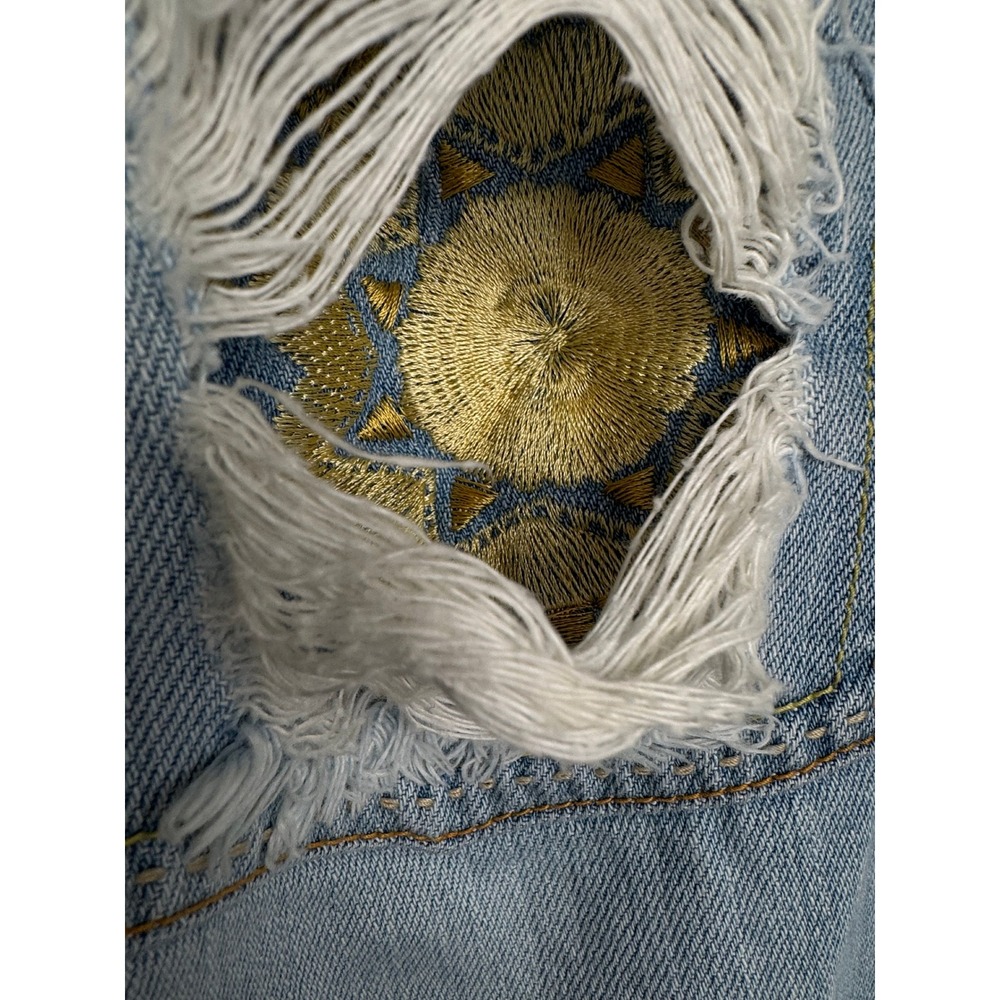 Vintage Old Navy Y2K Low Rise Flare Jeans Size 8 Light Wash with Gold Embroidery - Picture 2 of 9